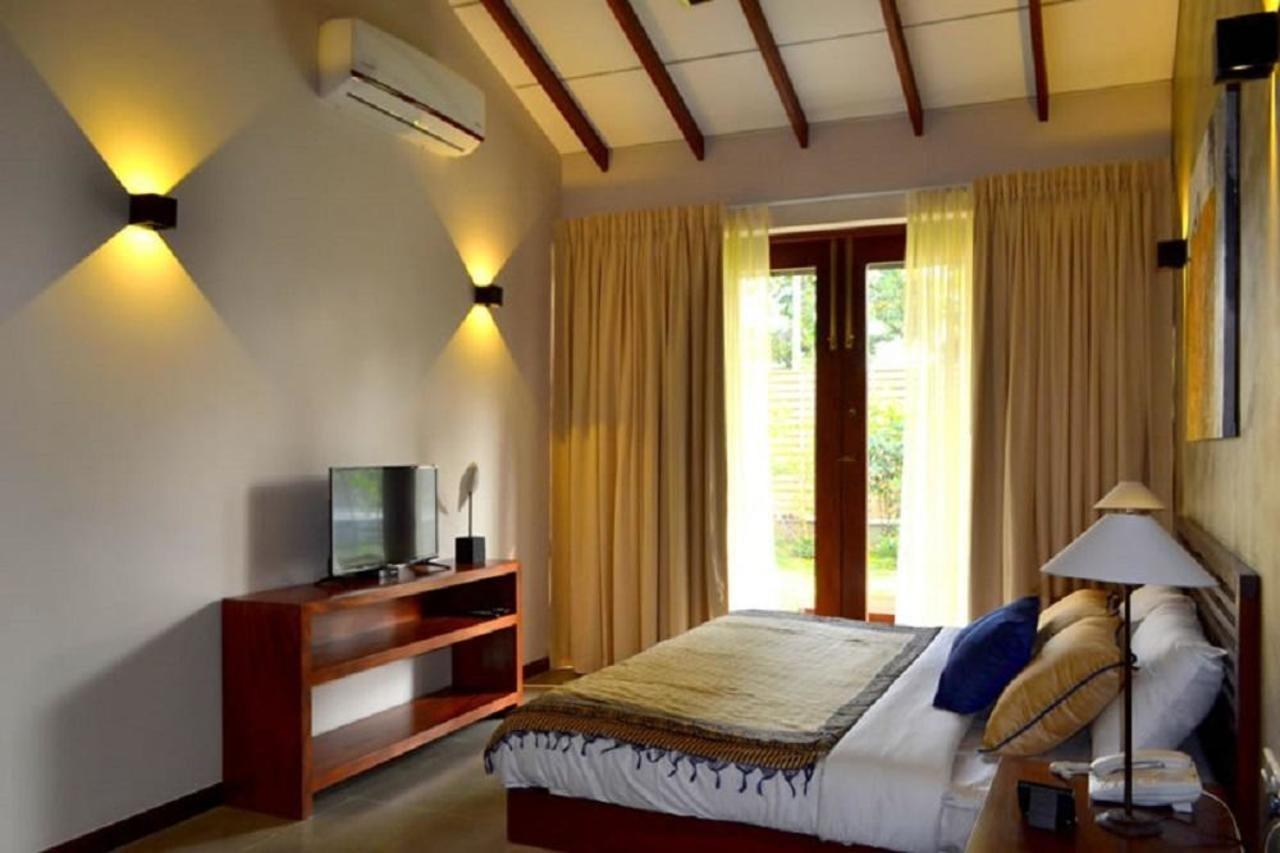 Kethaka Aga Otel Tissamaharama Dış mekan fotoğraf