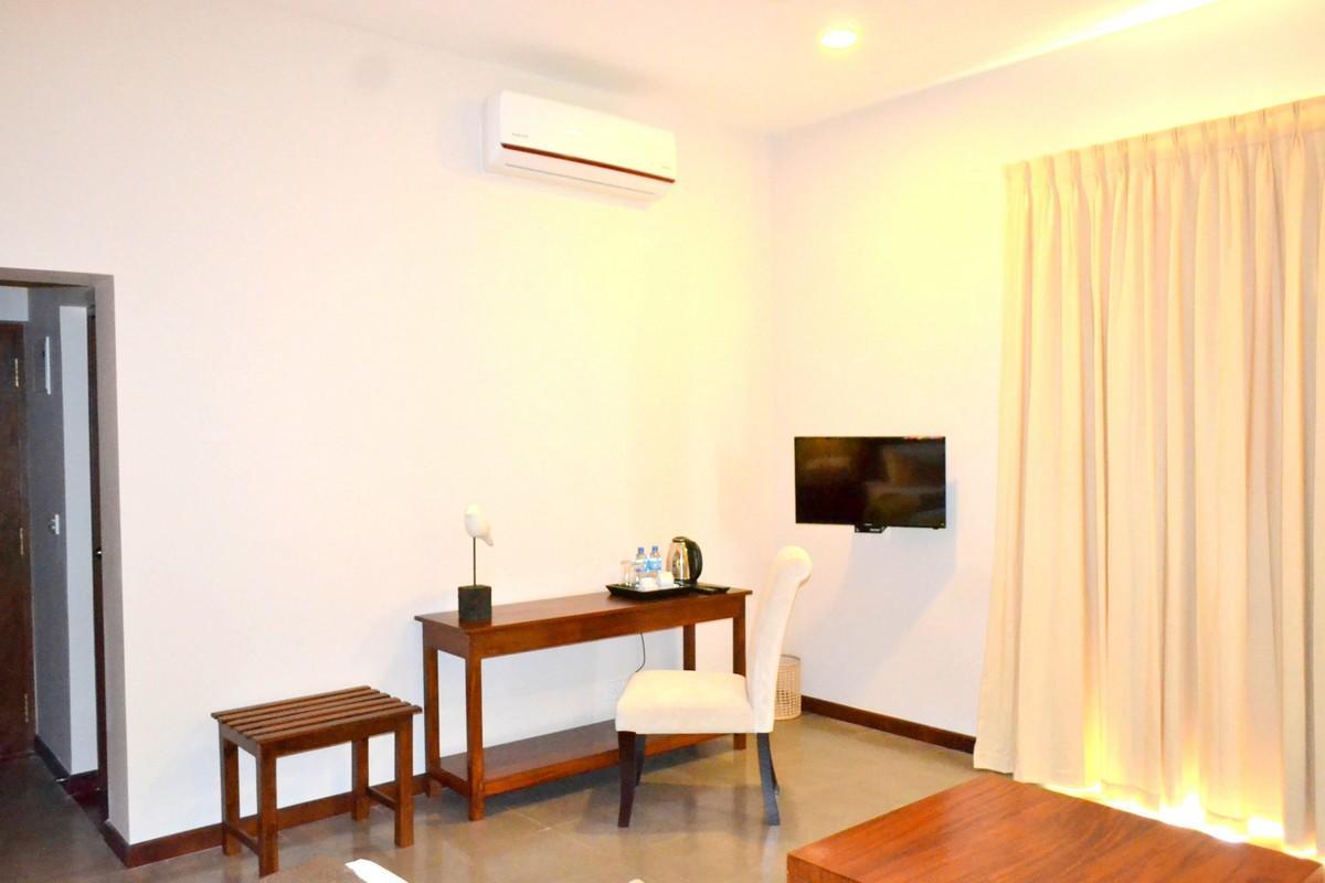 Kethaka Aga Otel Tissamaharama Dış mekan fotoğraf